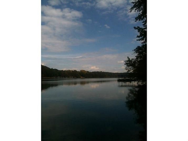 423 Shorewood Circle, Toccoa, GA 30577