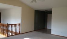 2 Robin Hood Dr Troy, MO 63379