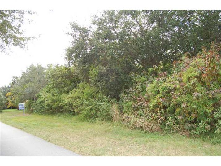 14110 SW 99 CT, Miami, FL 33176