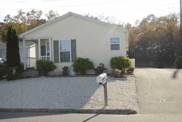 12 Spring Lake Road, Manahawkin, NJ 08050