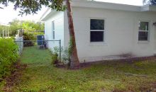 1130 Monaco Dr NE Saint Petersburg, FL 33702