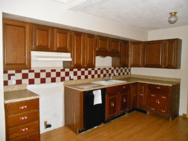 10184 N Clio Rd, Clio, MI 48420