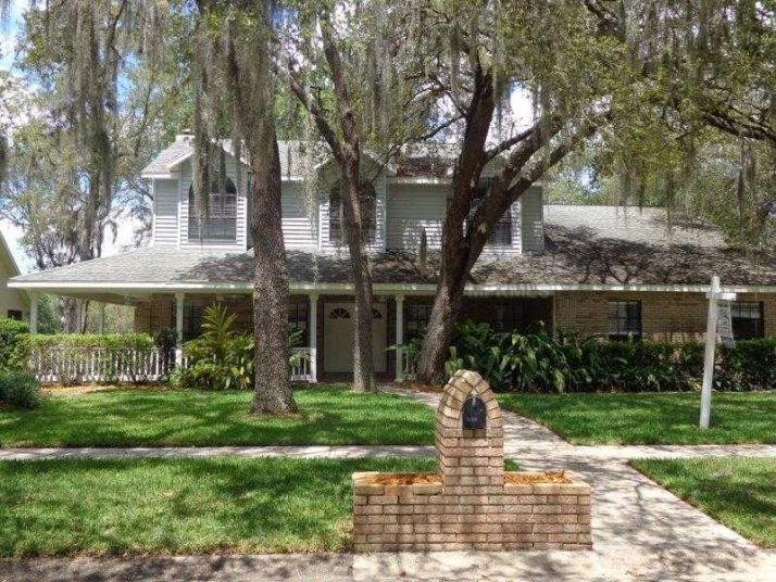 3018 Colonial Ridge Dr, Brandon, FL 33511