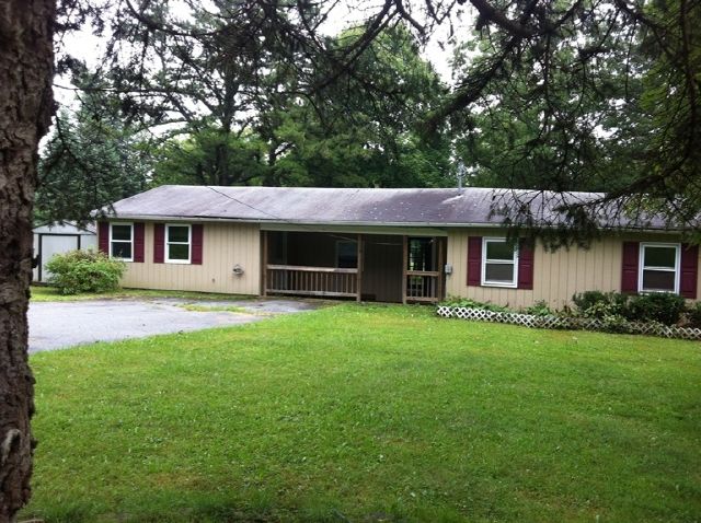 9045 Lake Drive, Kunkletown, PA 18058