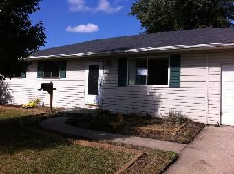 105 Irwin St, East Alton, IL 62024