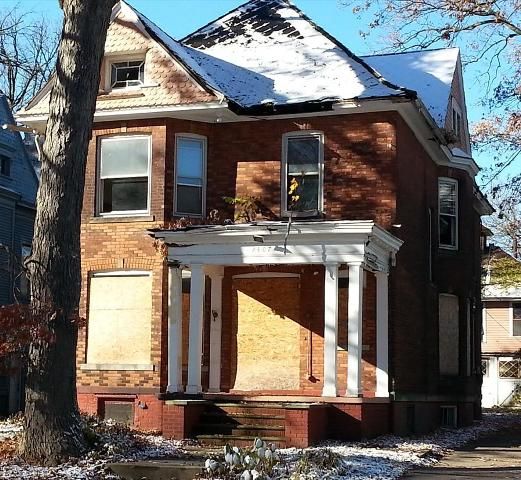 2407 Glenwood Ave, Toledo, OH 43620