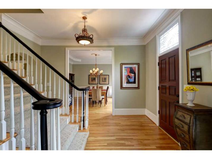 710 Brookwoods Trace, Atlanta, GA 30342