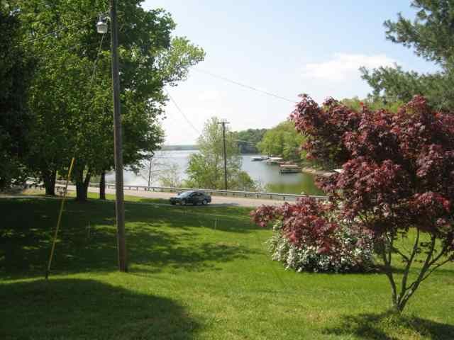 Hwy 295, Kuttawa, KY 42055