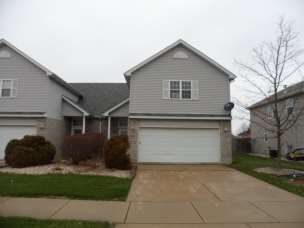 338 Fox Trail Ct, Hobart, IN 46342