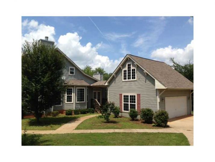 2935 Hickory Hill Road, Brooks, GA 30205