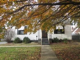 111 Williams Dr, Clarksville, IN 47129