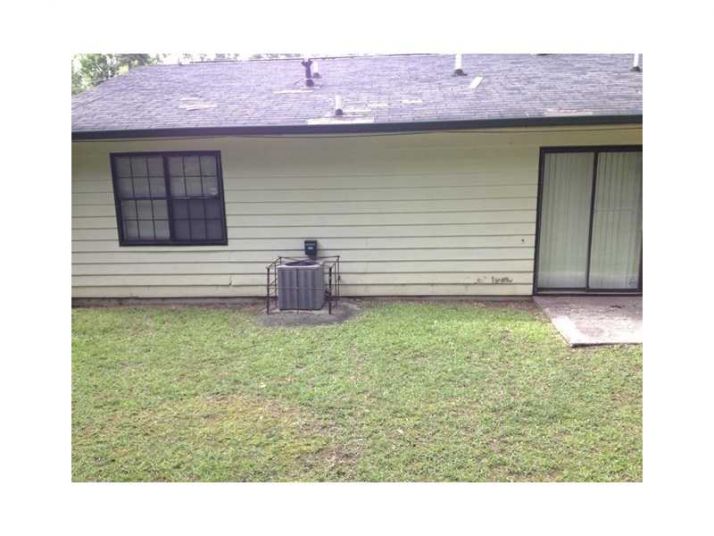 372 Riverbrook Court, Riverdale, GA 30296
