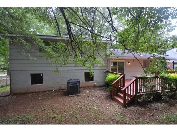 7410 Dexter Drive, Riverdale, GA 30296