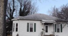 715 N Chestnut St Litchfield, IL 62056