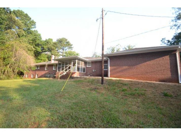 2090 Lipscombs Road, Social Circle, GA 30025