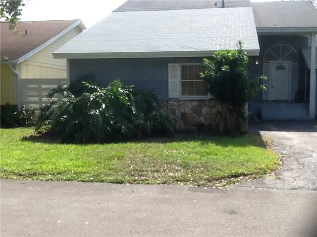 15018 SW 140 CT, Miami, FL 33186