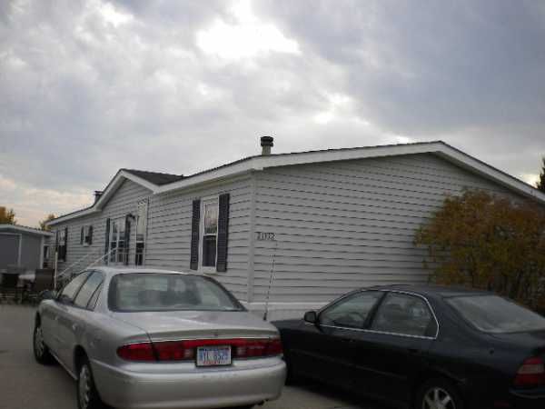 21332 Cachet Dr., Macomb, MI 48044