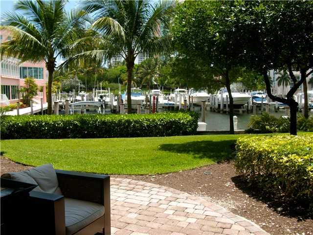 3340 NE 190 ST # 106, Miami, FL 33180