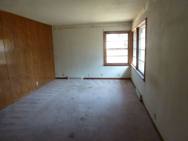 3555 Stanton St, Springfield, IL 62703