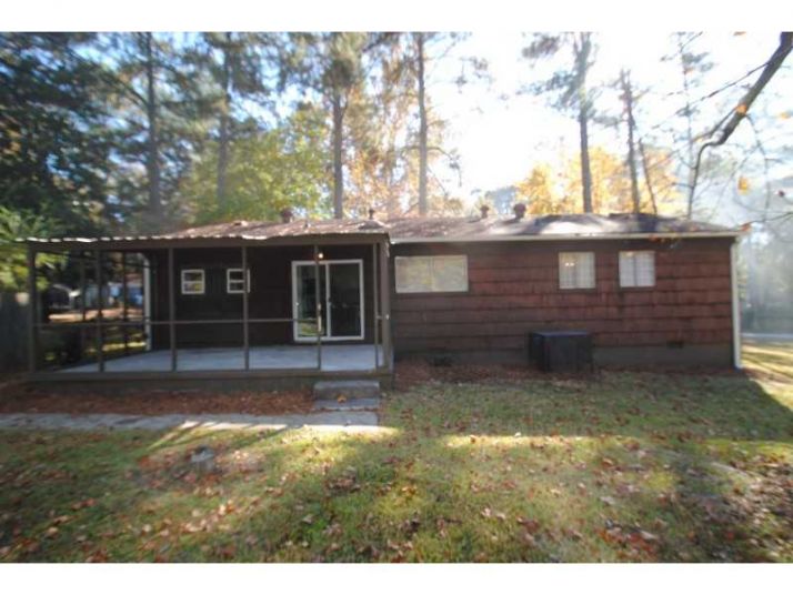 5970 Heatherwood Lane, Riverdale, GA 30296