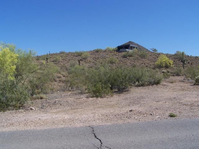 212 W. Quartz Rock Road, Phoenix, AZ 85085