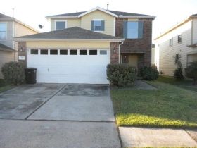 426 Remington Park Ct, Houston, TX 77073