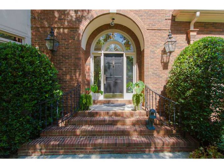 1152 Roxboro Pointe Ne, Atlanta, GA 30324