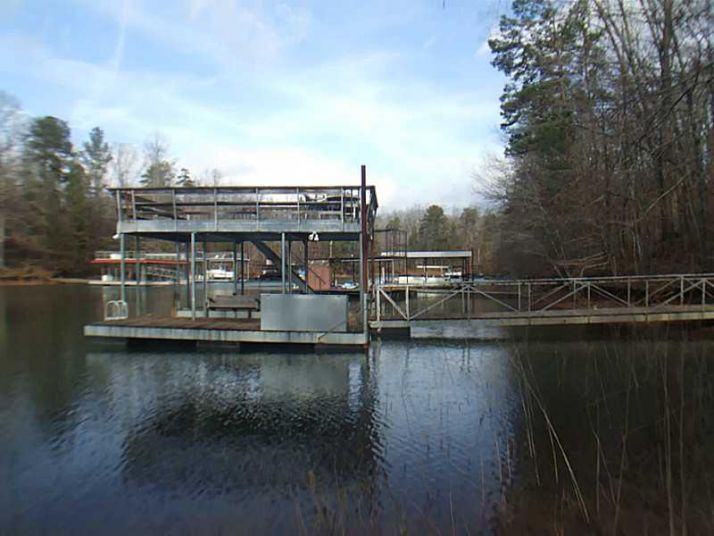 8820 Bay Drive, Gainesville, GA 30506