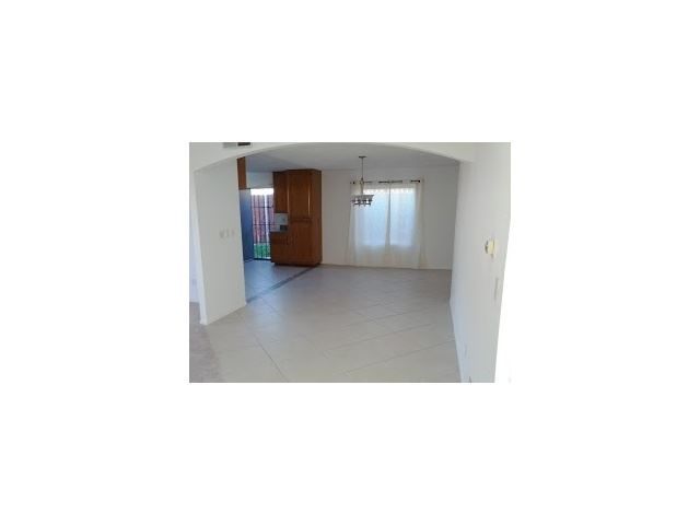 216 Charise Ct, Spring Valley, CA 91977