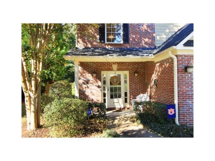 1560 River Oak Drive, Roswell, GA 30075