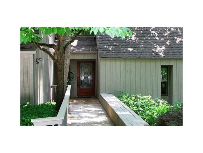 80 Glen Oaks Drive Nw, Atlanta, GA 30327