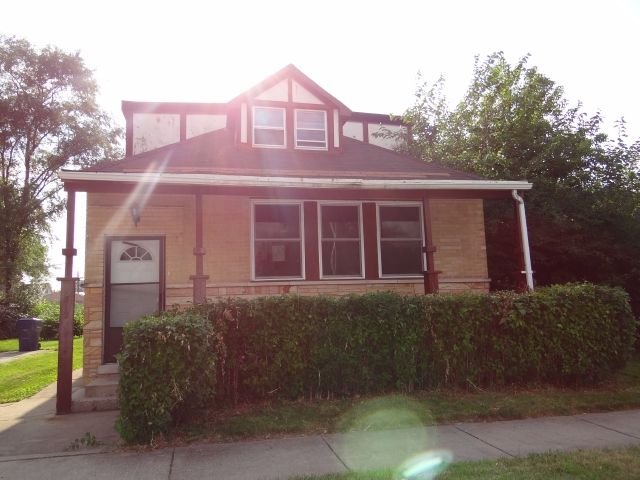 9812 Moody Ave, Oak Lawn, IL 60453