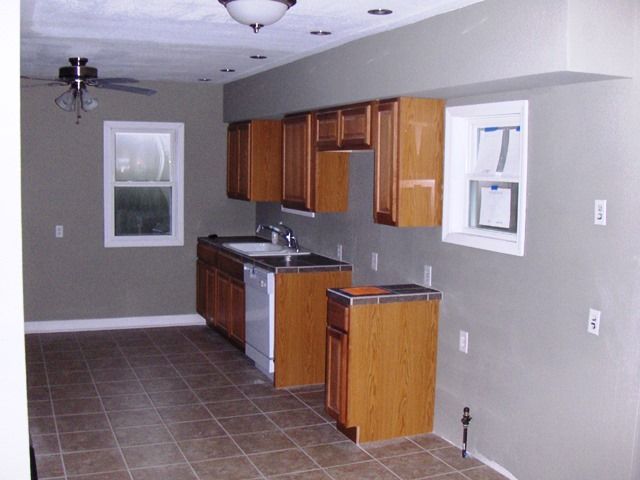 3810 S 5th Pl, Milwaukee, WI 53207