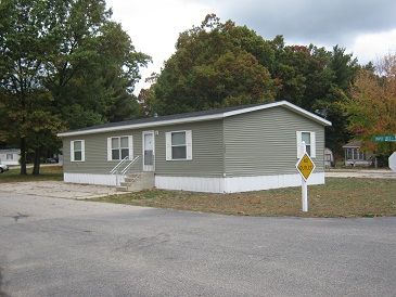 13433 Pinewood Drive, Grand Haven, MI 49417