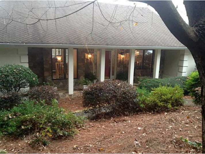 1247 Lakestone Court, Gainesville, GA 30501