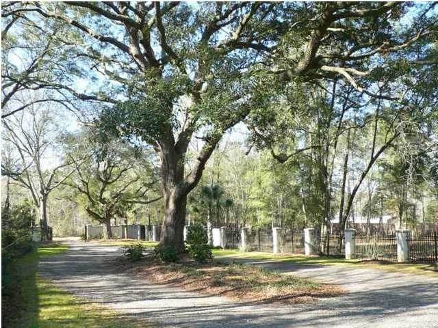 3 SILVER OAK LN, Hollywood, SC 29449
