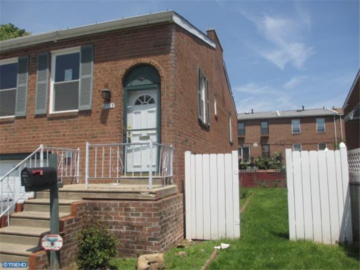 2703 Phillips Ter, Philadelphia, PA 19153