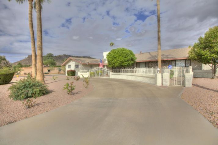 512 W Southern Hills Road, Phoenix, AZ 85023