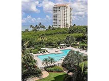 40 Seagate Dr #301-A, Naples, FL 34103