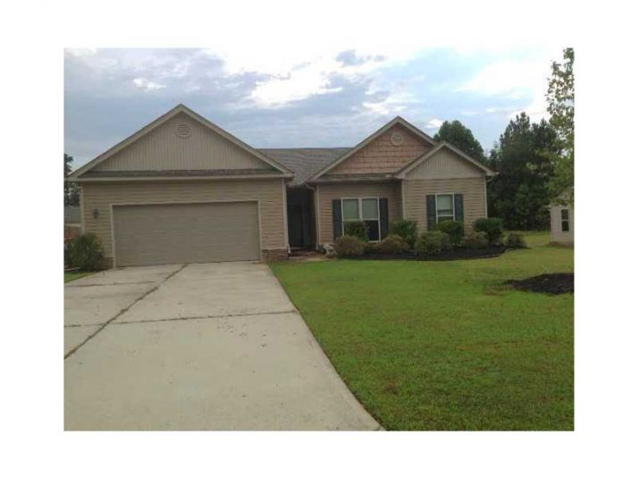 1424 Silvergate Way, Winder, GA 30680