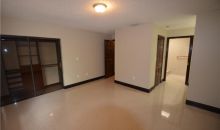 1086 NW 128 AV Miami, FL 33182