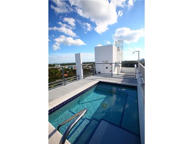 8101 BISCAYNE BL # R-708, Miami, FL 33138