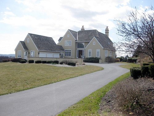 12 CHURCHILL LANE, Wrightsville, PA 17368