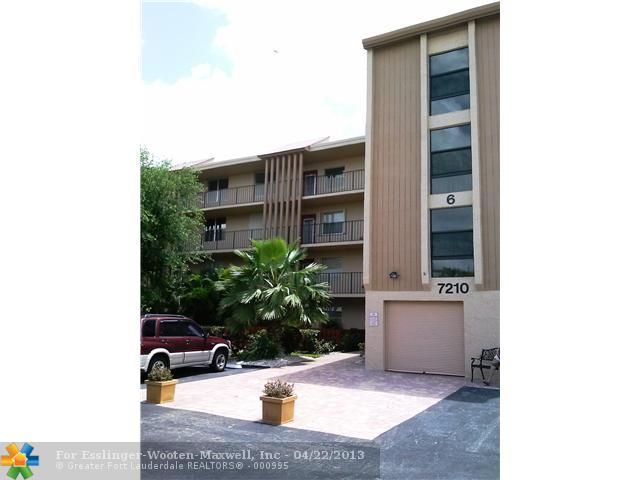 7210 Lake Circle Dr # 404, Pompano Beach, FL 33063