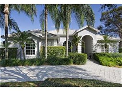 870 Wyndemere Way, Naples, FL 34105