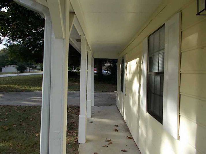 3300 Grand Central Drive, Snellville, GA 30078