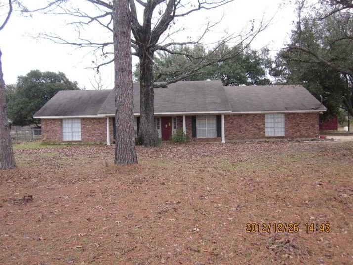 10410 Alsam Rd, Bastrop, LA 71220