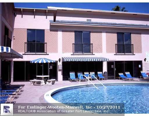 370 NW 76TH AV # 403, Pompano Beach, FL 33063