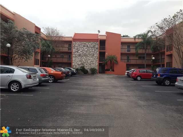 3090 Holiday Springs Blvd # 211, Pompano Beach, FL 33063