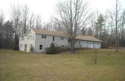 18 Pleasant Ridge, Dexter, ME 04930